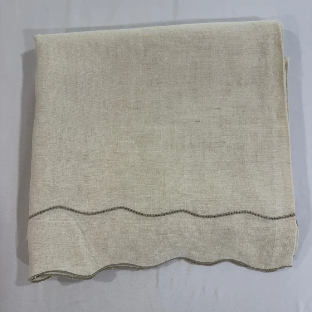 Vintage Linen Tablecloth Scalloped Edge Oatmeal Rectangular 56x74 Taupe Trim